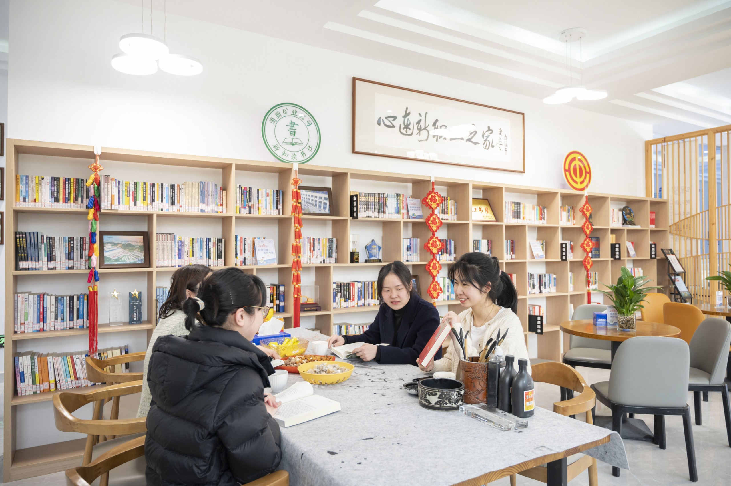 3-“書香玫瑰”女職工主題閱讀活動.jpg