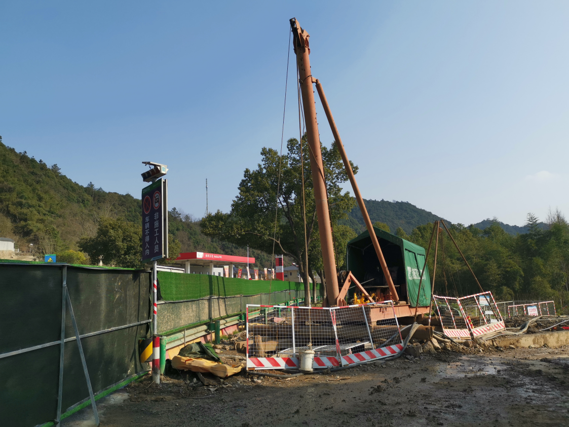 余英嶺1號橋樁基施工.png