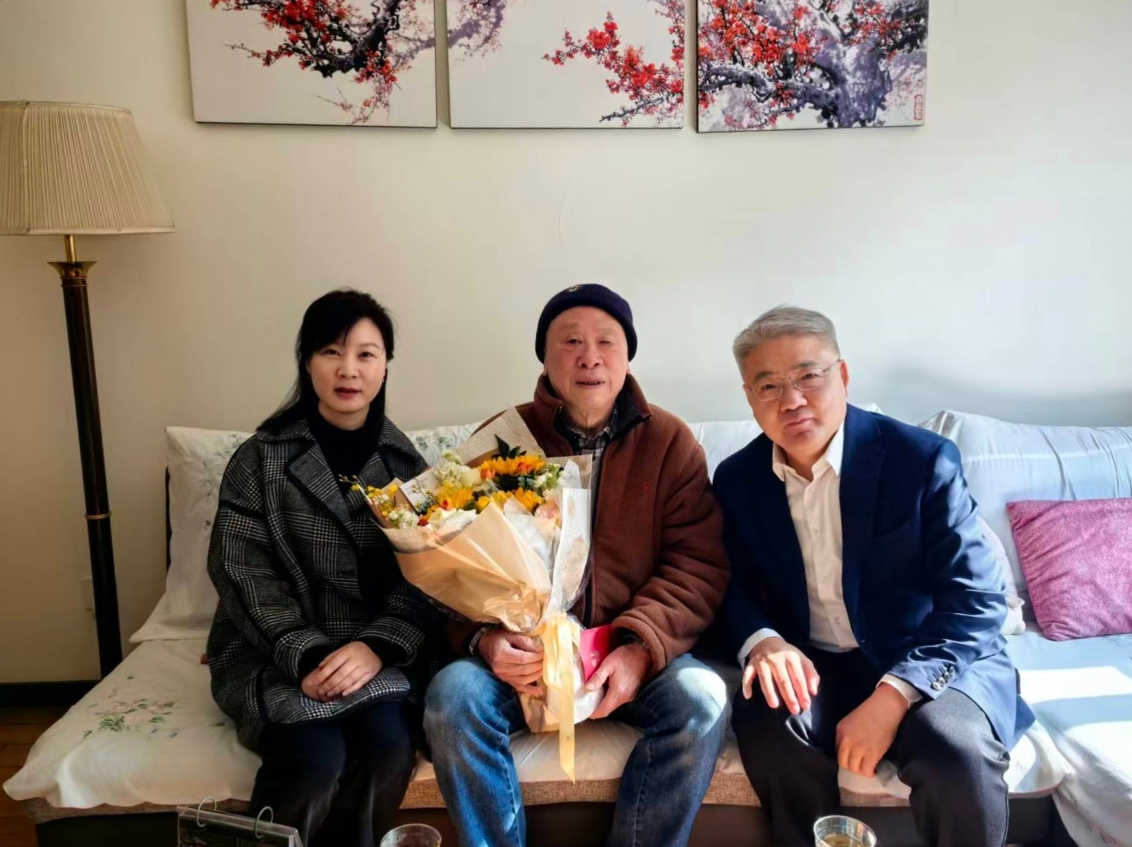 省經投公司開展新春走訪慰問活動.jpg